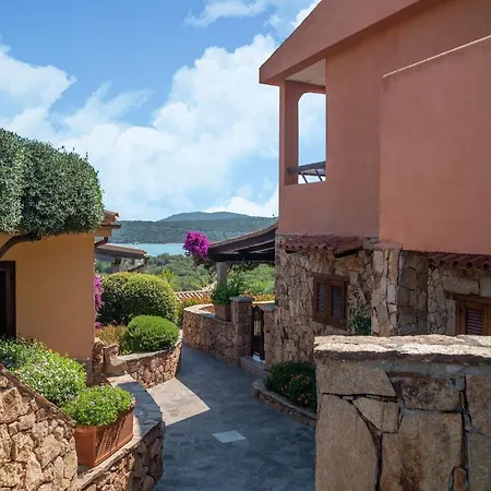 דירה In Sardinia Near Stunning Beaches מרינלה