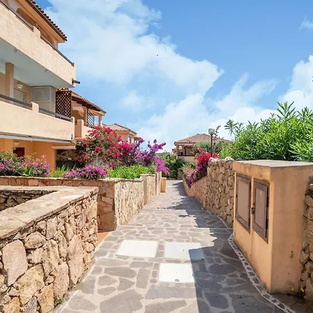 Apartmán In Sardinia Near Stunning Beaches *