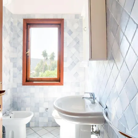 Apartmán In Sardinia Near Stunning Beaches Marinella (Sardinia)