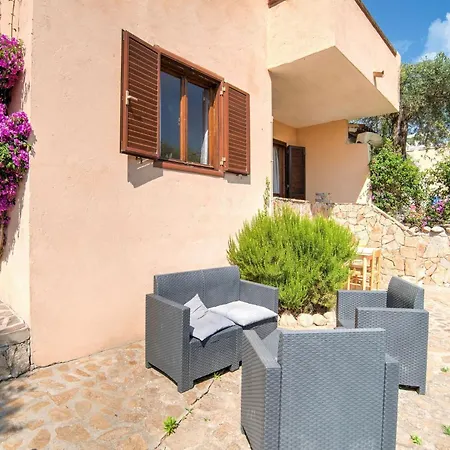 דירה In Sardinia Near Stunning Beaches *